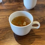 洋食やタイガー - スープ、お代わりできます
