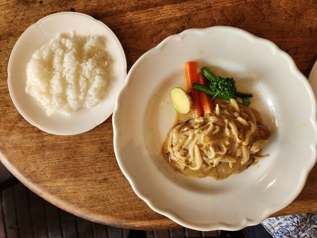 Cafe &amp; Restaurant STORK