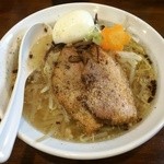 塩ラーメン（６５０円）