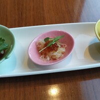 中国料理 「王朝」 ヒルトン東京 - 前菜3種