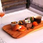 南三陸ワイナリー - 南三陸の旬の食材を使ったプレートランチ