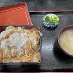 月山軒 - カツ丼