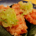 ことぶき寿司 - 中おち軍艦まき