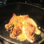 ダイナミックキッチン＆バー 燦 - 美味しかったアスパラのつくね巻き