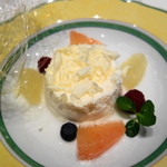 エルミタージュ ドゥ タムラ - フルーツとムースケーキ　ホワイトチョコレート