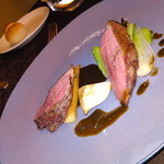 ＢＩＳＴＲＯ Ｂｏｎｎｅ－ｃｈｅｒｅ - シャラン鴨のロースト.パセリ風味のソース (Dinner)