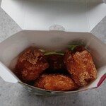 LAWSON - 料理写真:パカッと開封するとこのやうに以前食べた物よりかなりサイズダウンしているものの…