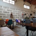 Offshore SOBA&COFFEE - 店内の様子