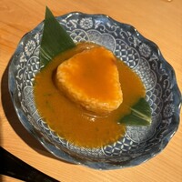 ミ・カサ - サフランライスのおにぎりにカニビスクソース