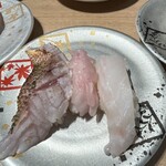回転寿司 鮮 - 白身3点　よこすじ　えんがわ　タイ