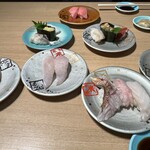 回転寿司 鮮 - 序盤オールスター