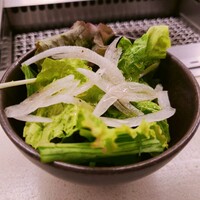 西院焼肉KINOE - サラダ