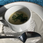MICHEL'S - 1番最初に出て来たセロリのスープ