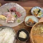 おいりぃ - 天然物刺身定食
