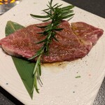焼肉酒宴くいだおれはなれ家 - ヒレシャトーブリアン
