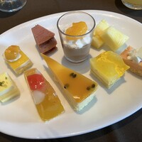 ゼックスウエスト サルヴァトーレ クオモブロス - 