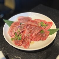 老舗精肉店直送 千種焼肉 飛騨牛の奴隷 千種店 - 