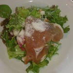 亀の井別荘 - クレソンと生ハムのサラダ