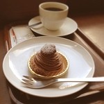 上島珈琲店 - モンブランとコーヒー