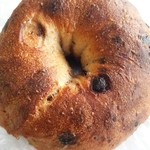 コネレテ - チョコとクランベリーのベーグル     