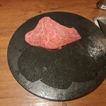 焼肉うしごろ - トモサンカクとリブ芯の盛り合わせの残り・その2です。