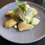 ミルク＆ビアホール九十九 - 