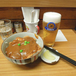 カツ丼750円と生ビール中450円