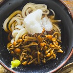 ヨコクラうどん - なめこおろしぶっかけ