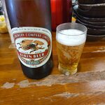 中央酒場 - 瓶ビールで乾杯！