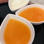 こひる庵 - メロンみつ250円　2個でも足りんっ♡