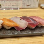 鮨・酒・肴 杉玉 - 並玉(右半分)♪
