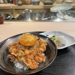 好し智 - 玉子とかき揚げのミックス丼