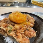 好し智 - 玉子とかき揚げのミックス丼