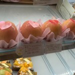 パティスリー エマリュール - まるごともものタルト