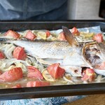 anchoa - 鯛のアクアパッツァ的なもの