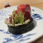 海味 - マグロ巻物