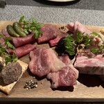 小石川 中勢以 - 