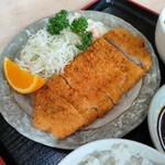 三平うどん - トンカツ