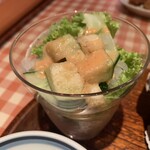 御堂筋 ロッヂ - 水茄子のサラダ。