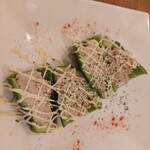 八丁堀 八百屋バル - 生ピーマンのタイ風肉詰め