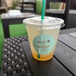 Mcafe Wanpark - ドリンク写真:Mcafeの自家製レモネード