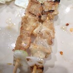 戦国焼鳥 家康 - 白モツ、皮（塩）