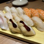 銀のさら - 真イカ、エビ、ツブ貝、ハマチ、煮穴子