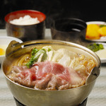 【午餐】 牛肉火鍋套餐 (至15時)