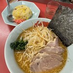 ラーメン山岡家 越谷レイクタウン店 - 