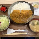 ロースカツ定食 修 - カツカレー1400円（大盛りです）全貌です！