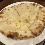 行徳ビリヤーニーハウス - GBHはチーズナンもウマいんだよ