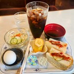 サンライズ - アイスコーヒー450円 ホットドッグＢセット