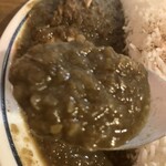 CURRY SHOP くじら - ポークビンダルー(ピンボケ)