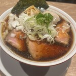 R+ 隠れ家すぎるラーメン屋 - 